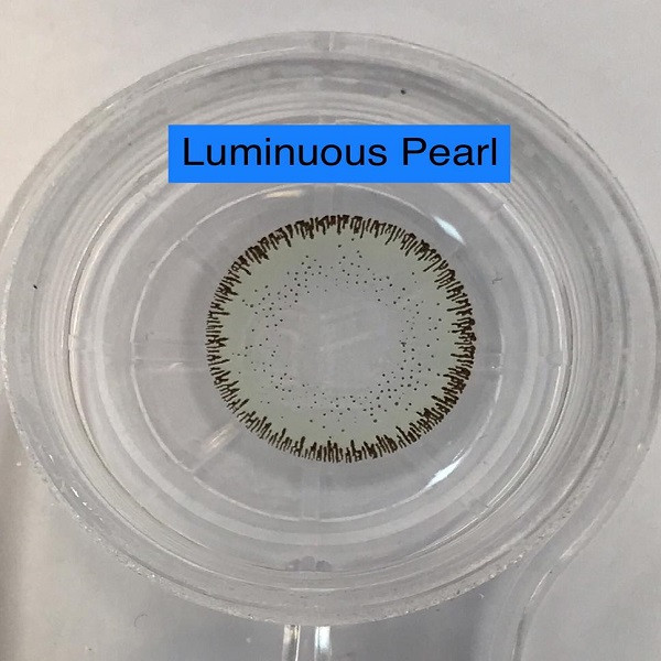 لنز چشم بلا مدل 015 رنگ طوسی سبز دور مشکی