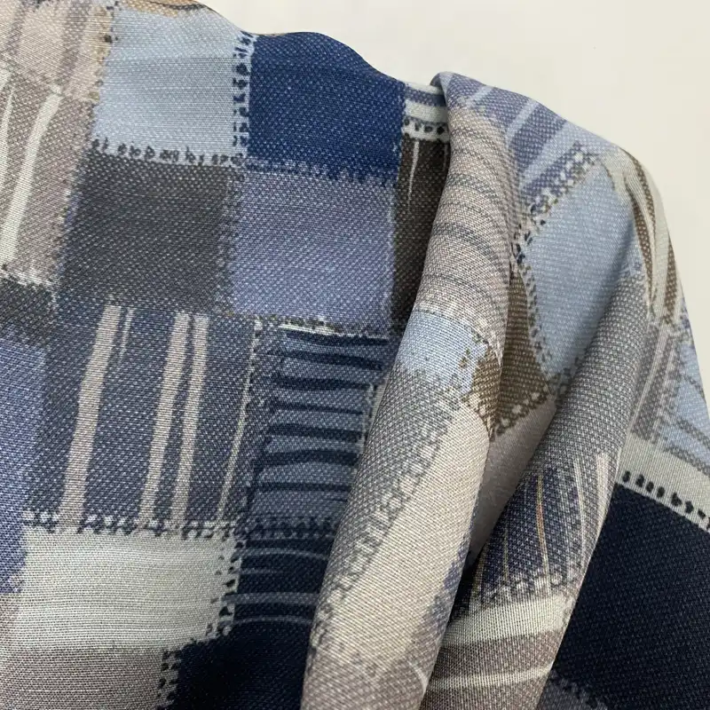 روسری زنانه مدل نخی چهارفصل منگوله دار کد 943