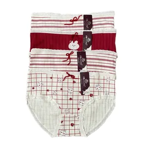 شورت زنانه مدل توت عروسکی بسته 4 عددی