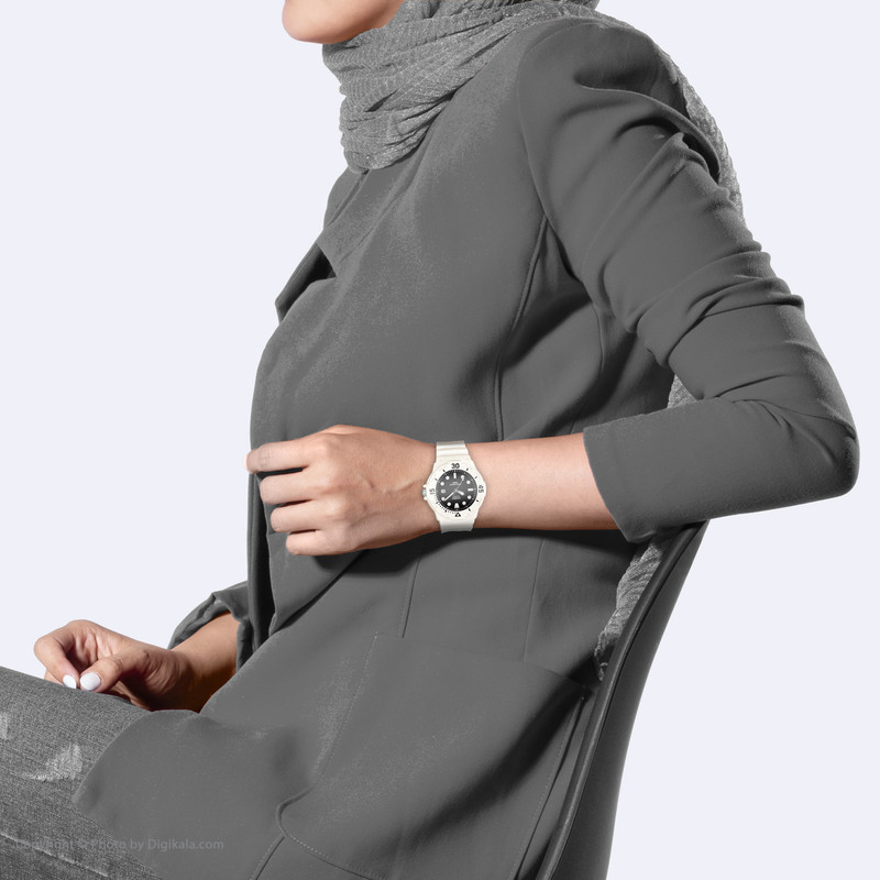 ساعت مچی عقربه ای زنانه کاسیو مدل LRW-200H-1E