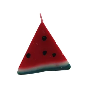 شمع مدل یلدا طرح هندوانه هرمی 