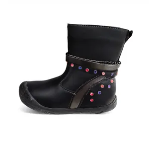 بوت دخترانه 
نینی اند گرلز مدل Me28