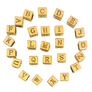 مهره دستبند مدل حروف فلزی کد 323 بسته 26 عددی