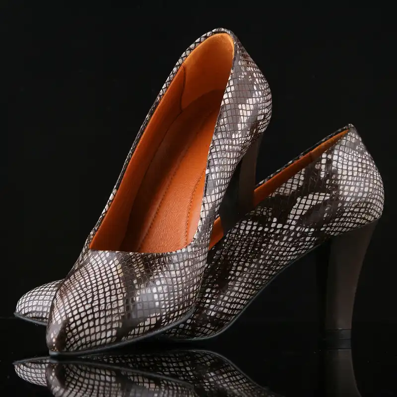 کفش زنانه چرم یلسان مدل  ژاکلین کد ZKL-600-RTL-GHV