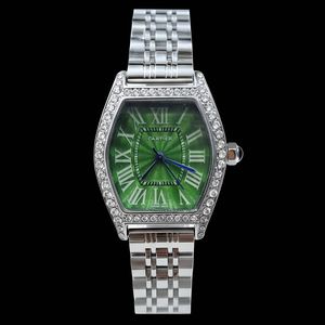 ساعت مچی عقربه‌ای کوارتز زنانه مدل قاب دور نگین صفحه یونانی قفل مخفی کد 007