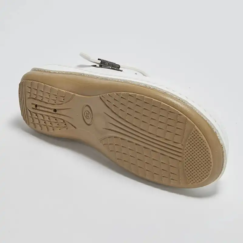 صندل زنانه ال سی وایکیکی مدل تنفسی