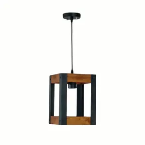 چراغ آویز مدل هورا