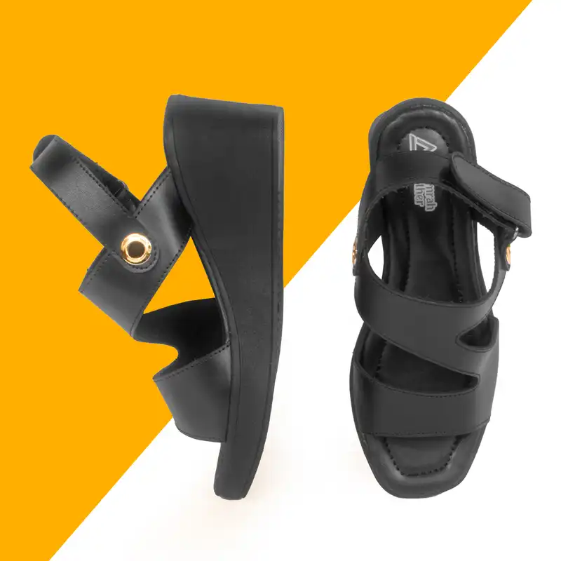 صندل زنانه چرم آراهمراه مدل ARASA05