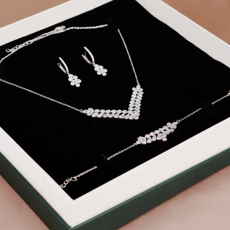 نیم ست نقره زنانه جی تی ای مدل جی نایس 61