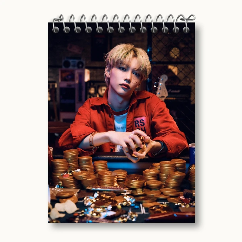 دفتر یادداشت 50 برگ خندالو مدل فلیکس گروه استری کیدز Stray Kids کد 11865
