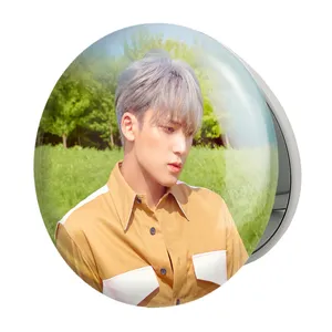 آینه جیبی خندالو طرح مینگیو گروه سونتین Seventeen مدل تاشو کد 21635 