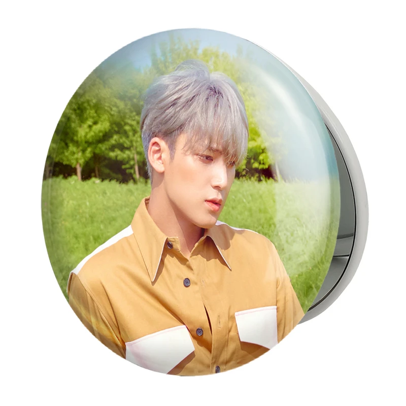 آینه جیبی خندالو طرح مینگیو گروه سونتین Seventeen مدل تاشو کد 21635 