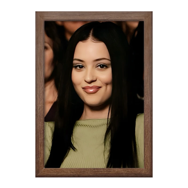 تابلو خندالو طرح الکسا دمی (Alexa Demiez) کد F10194