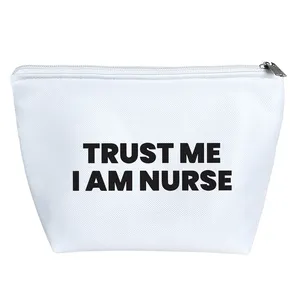 کیف لوازم آرایش دخترانه خندالو مدل Trust Me I Am Nurse کد 6543