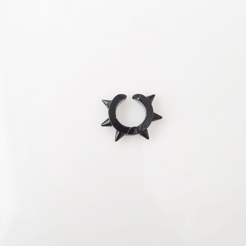 پیرسینگ مدل تیغ دار فیک پیرسینگ مدل تیغ دار فیک