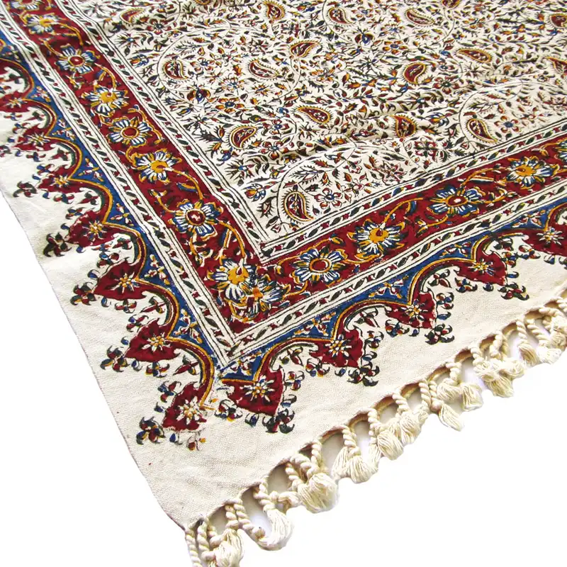 سفره قلمکار طرح گل و بوته سنتی کد 100200-1