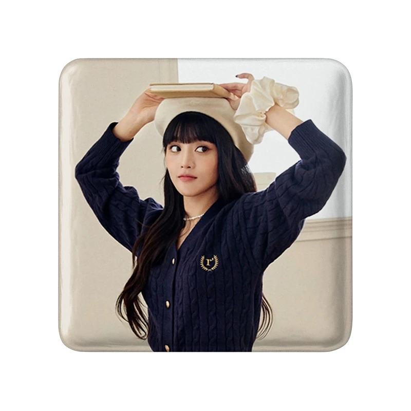 مگنت خندالو طرح مینی گروه جی آیدل GIdle  مدل مربعی کد 19538