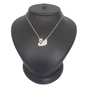 گردنبند نقره زنانه ترمه ۱ مدل قو کد smed 1165