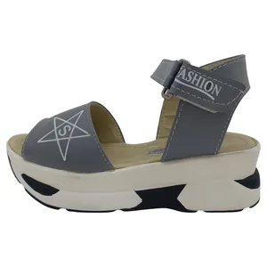 صندل زنانه مدل R3