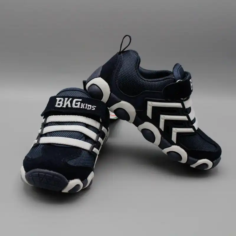 کفش راحتی بچگانه بی کی جی کیدز مدل  چراغ دار الماس کد 414