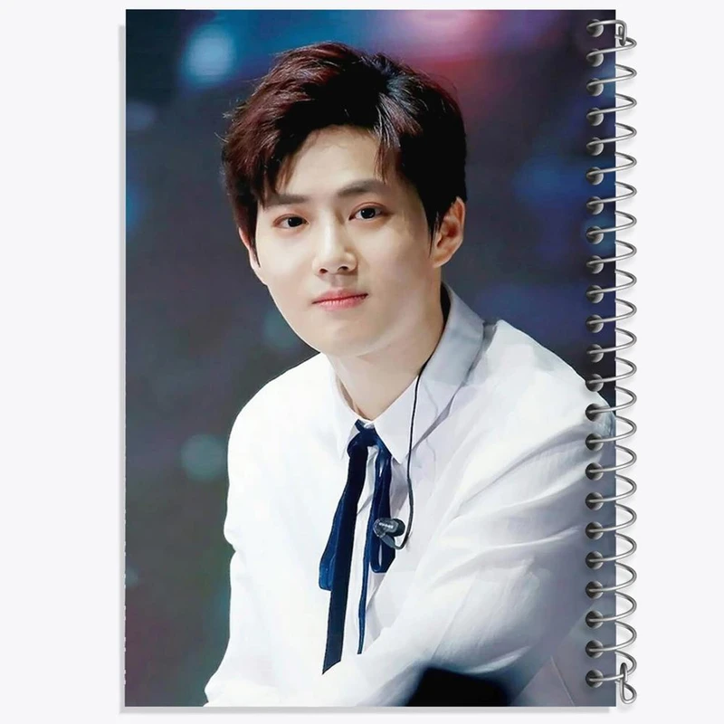 دفتر مشق 100 برگ خندالو طرح سوهو گروه اکسو EXO کد 13492