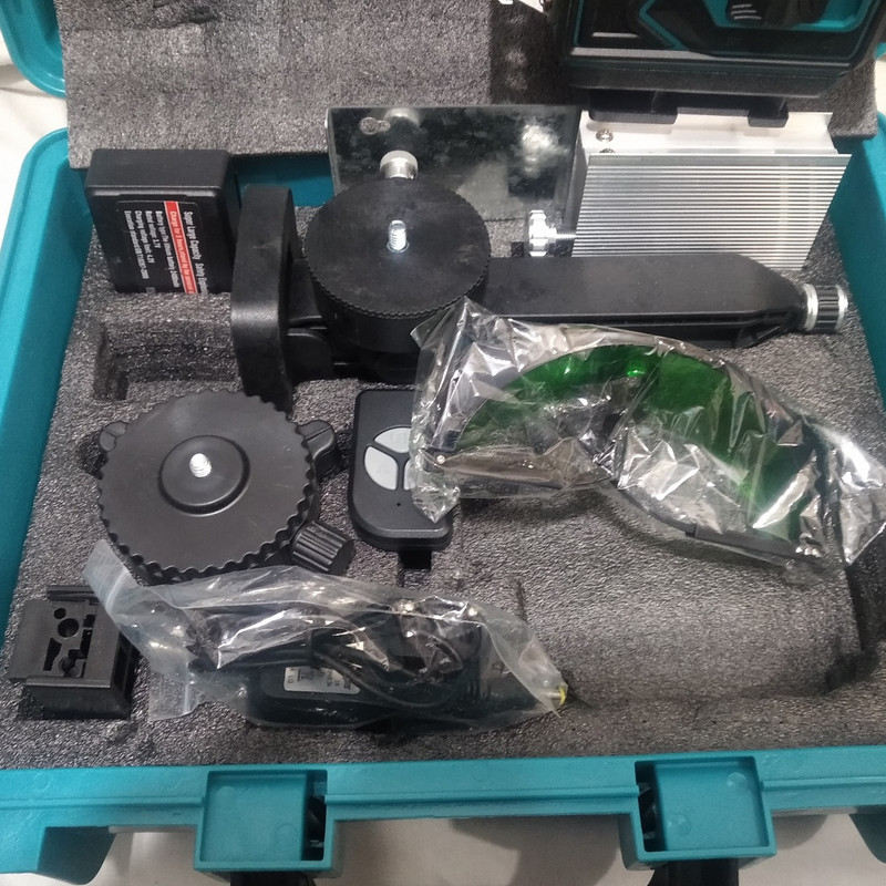 تراز لیزری بیوتی مدل  BYTI - 4D/16