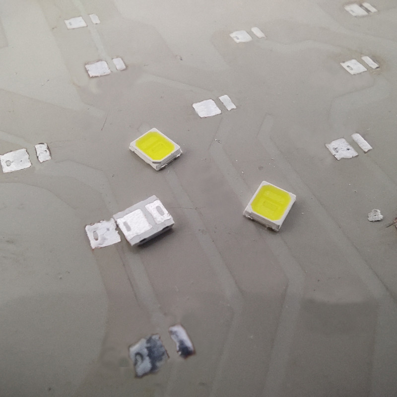 چیپ ال ای دی مدل 2835 9v 1W بسته 500 عددی