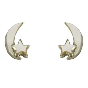 گوشواره طلا 18 عیار شانا کد E-SG23