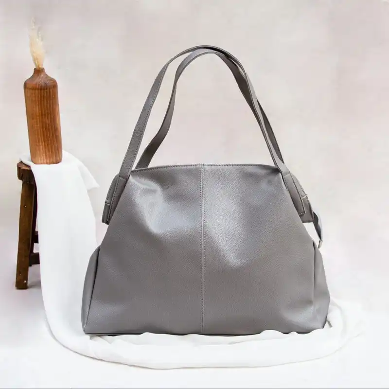 کیف دوشی زنانه مدل ربکا