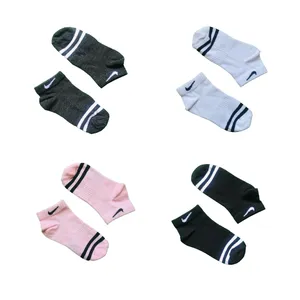 جوراب بچگانه مدل مچی اسپرت کد NIK-4RA مجموعه 4 عددی