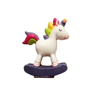 مجسمه مدل اسب تک شاخ مدل Y3