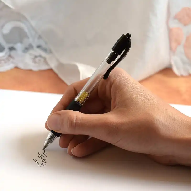 روان نویس پایلوت مدل G-2 کد BL-G2-7 بسته 9 عددی