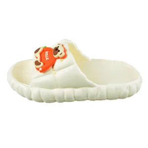 دمپایی پسرانه پاپا مدل تدی جدی کد WH.3682