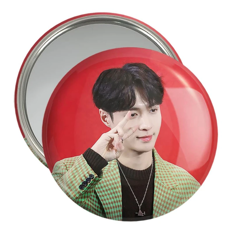 آینه جیبی خندالو مدل لی گروه اکسو EXO  کد 13433