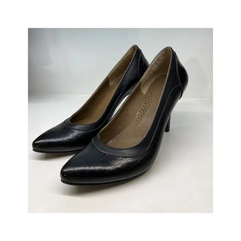 کفش زنانه سرزمین چرم مدل 1362 رنگ مشکی