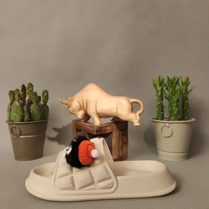 دمپایی زنانه مدل پوم پوم