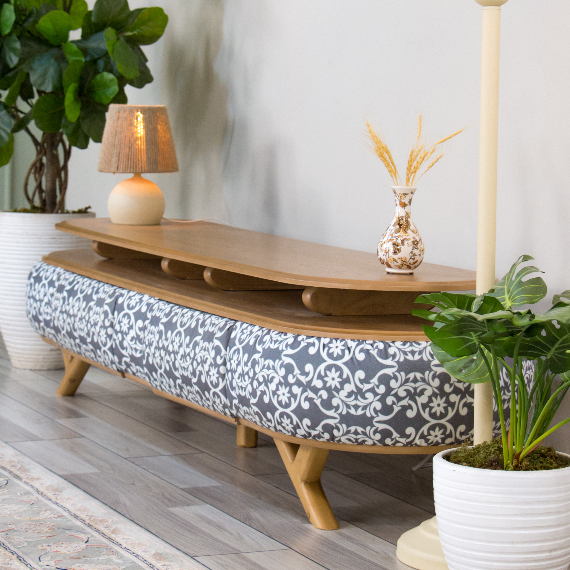 میز تلویزیون مدل هیرمند 190 مناسب برای تلویزیون تا 75 اینچ