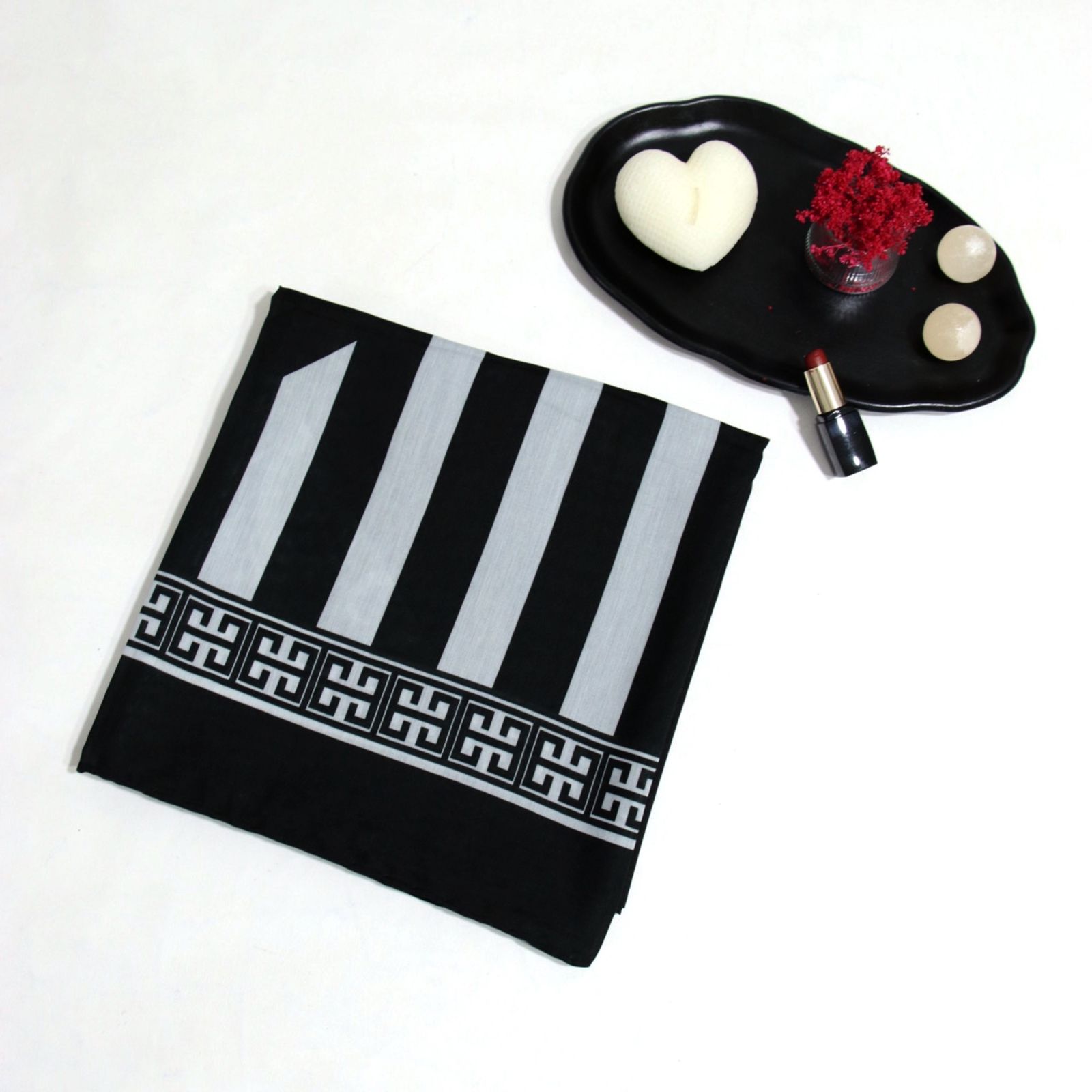 روسری زنانه مدل نخی حاشیه دار دست دوز کد 6080 - - 7