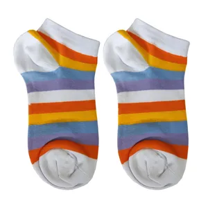 جوراب دخترانه مدل رنگین کمان
