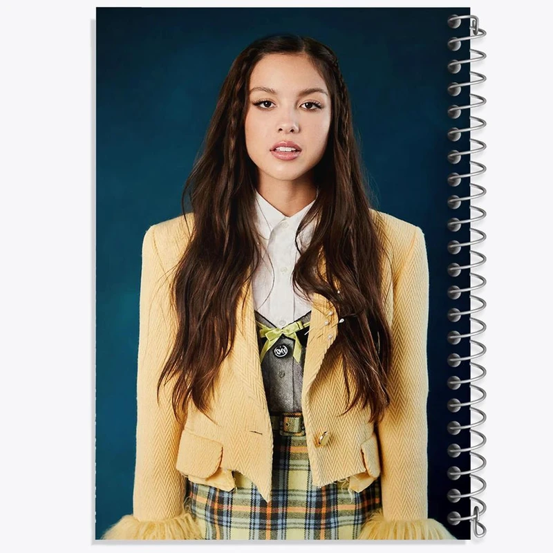 دفتر نقاشی 50 برگ خندالو مدل اولیویا رودریگو Olivia Rodrigo کد 19268