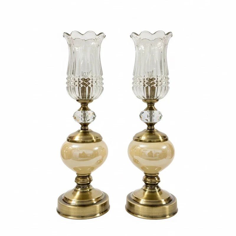 شمعدان مدل ویانا باکارات مناسب برای شمع استوانه ای بسته دو عددی