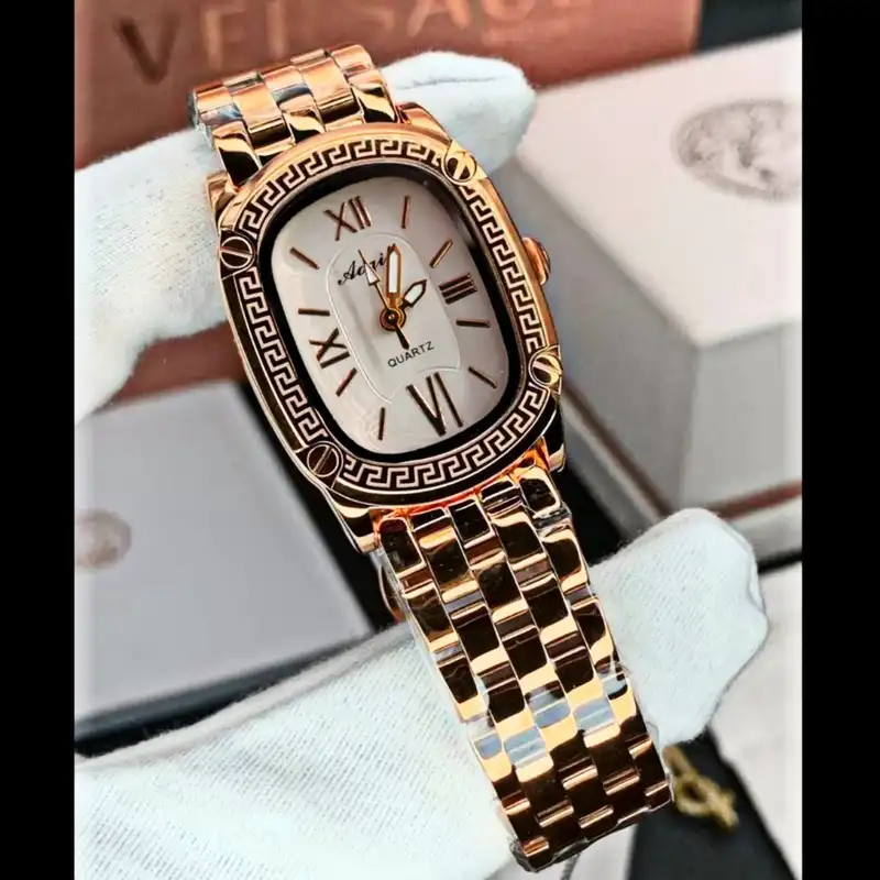 ساعت مچی عقربه ای زنانه مدل تک موتور vrs02