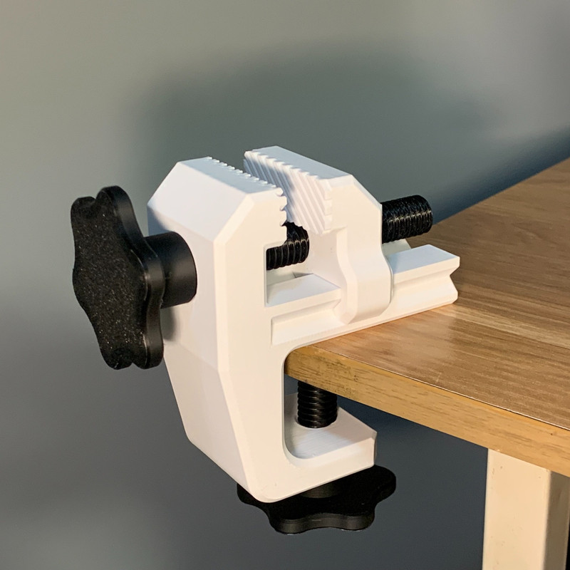 گیره رومیزی مدل plastic desk clamp گیره رومیزی مدل plastic desk clamp
