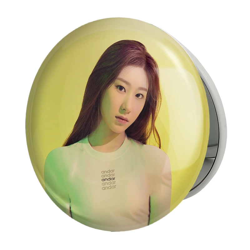 آینه جیبی خندالو طرح چریونگ گروه ایتزی ITZY مدل تاشو کد 20166 