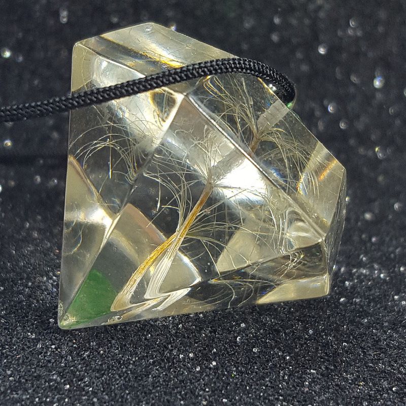 گردنبند دخترانه مدل الماس قاصدک منصب