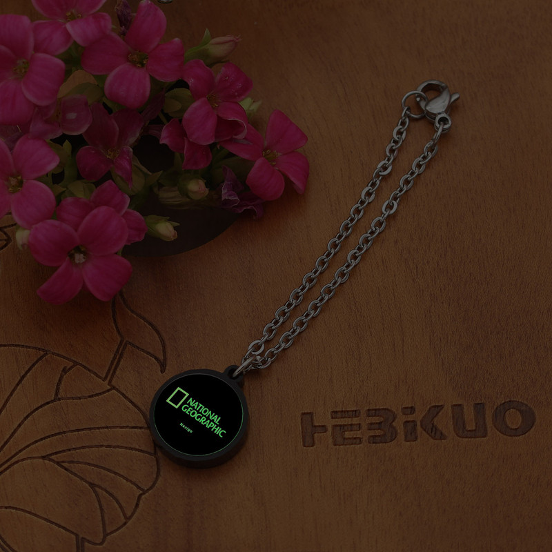 آویز ساعت زنانه مدل شب تاب طرح National Geographic کد AW7263 آویز ساعت زنانه مدل شب تاب طرح National Geographic کد AW7263