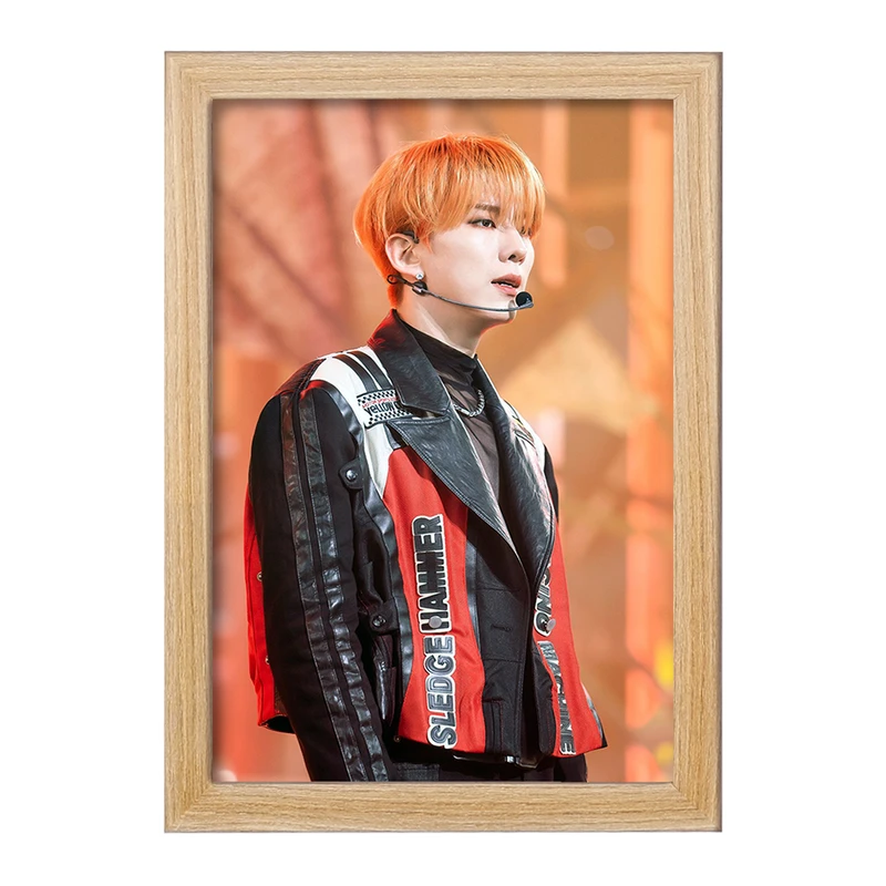 تابلو خندالو مدل کیهیون گروه مانستا اکس MONSTA X  کد 21157