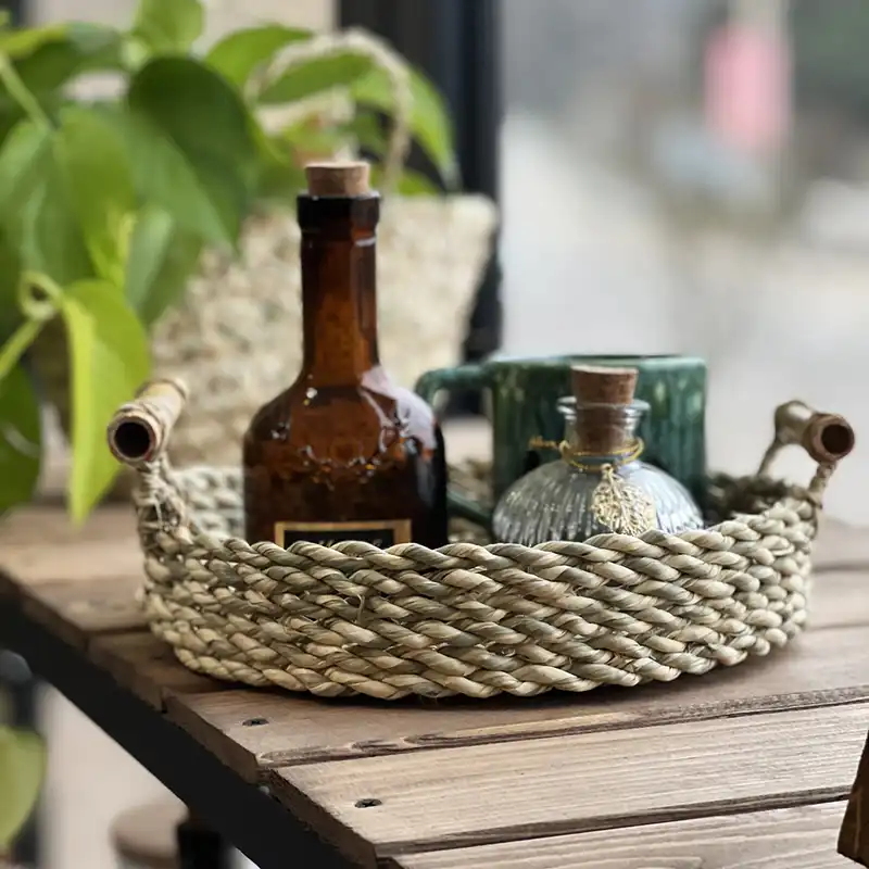 سبد حصیری مدل دسته بامبو