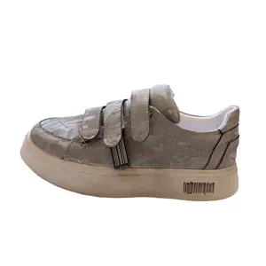 کفش روزمره زنانه مدل سه چسب پتینه 