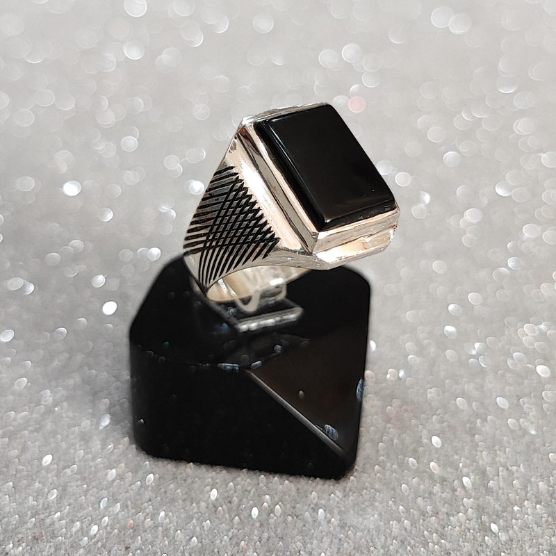 انگشتر نقره مردانه مدل عقیق حرز امام جواد HA4028